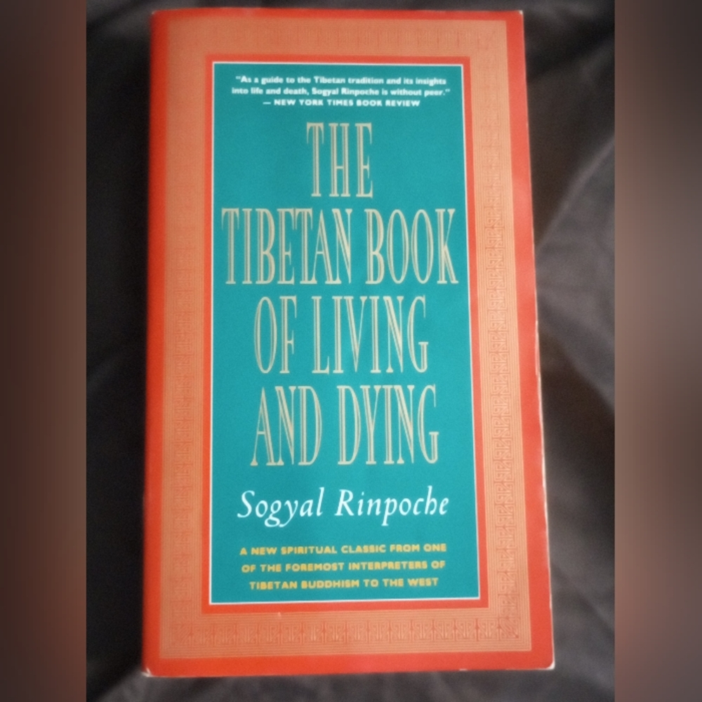 The Tibetan Book of Living and Dying by Sogyal Rinpoche (1992-08-01)